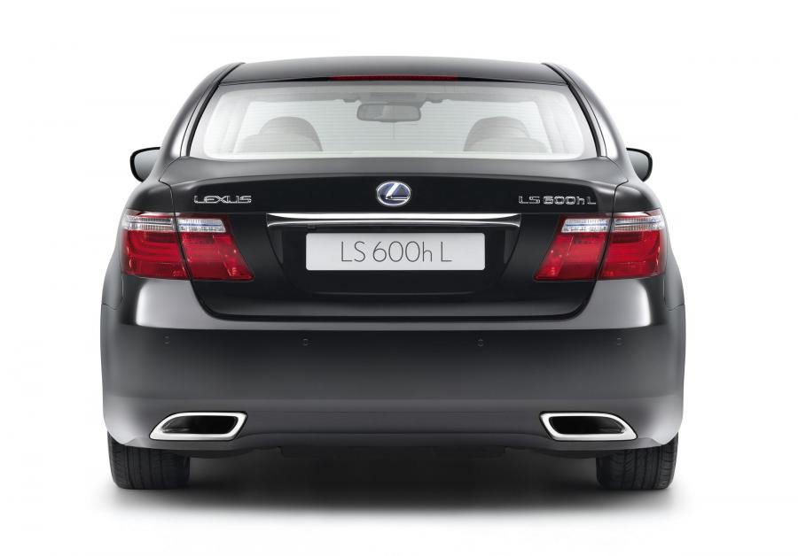  Lexus LS600h L 2007 года  (фото 100 из 224)